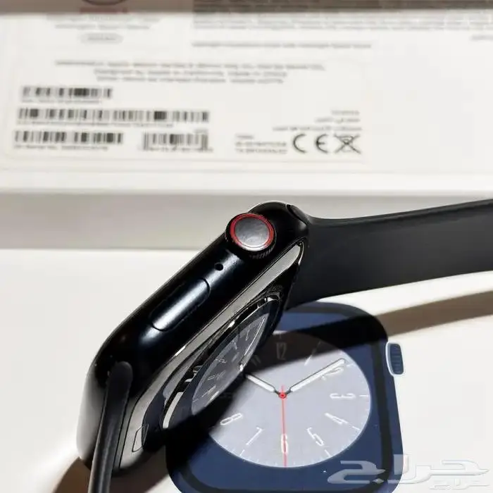 ساعة ابل شريحة الكترونية الاصدار 8 0