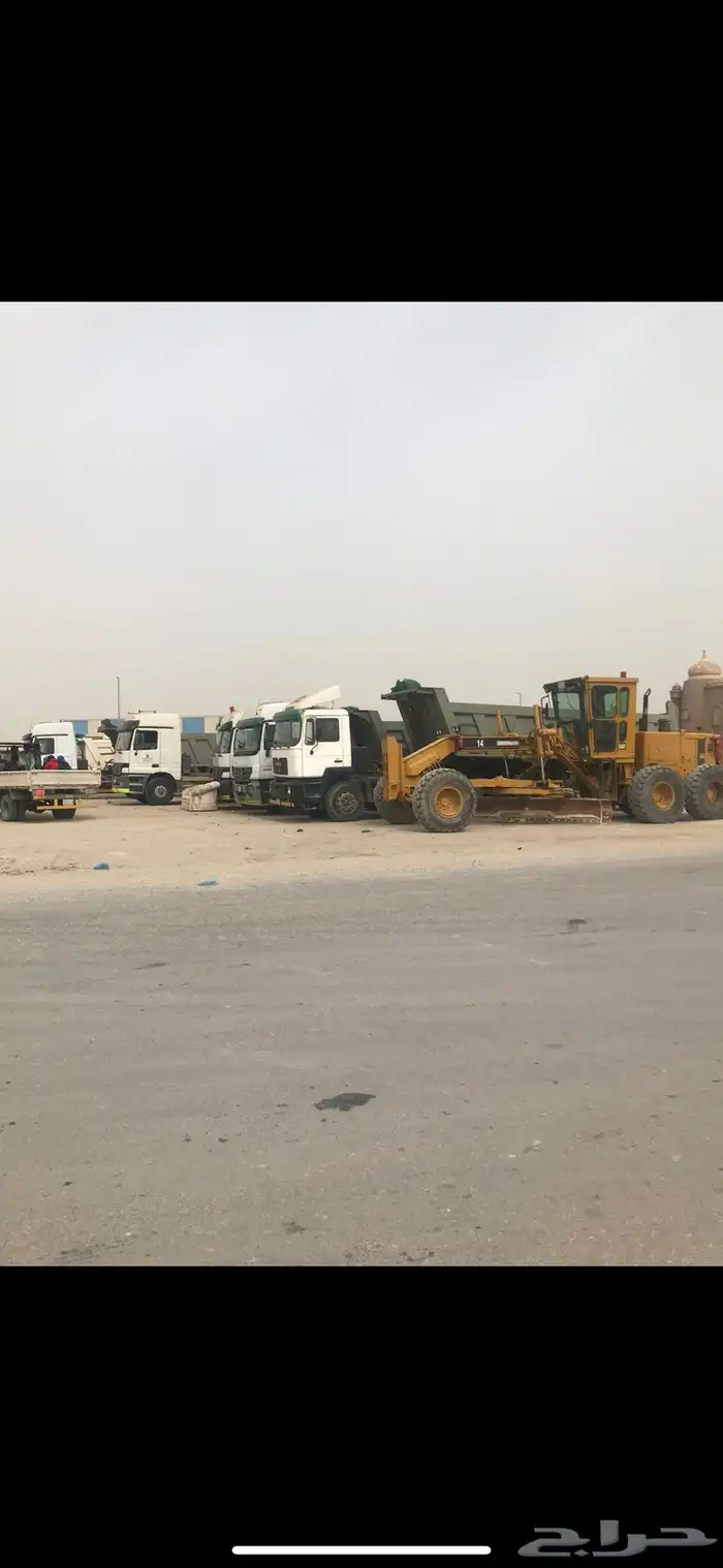heavy equipment and Trucks jubail معدات ثقيلة 10
