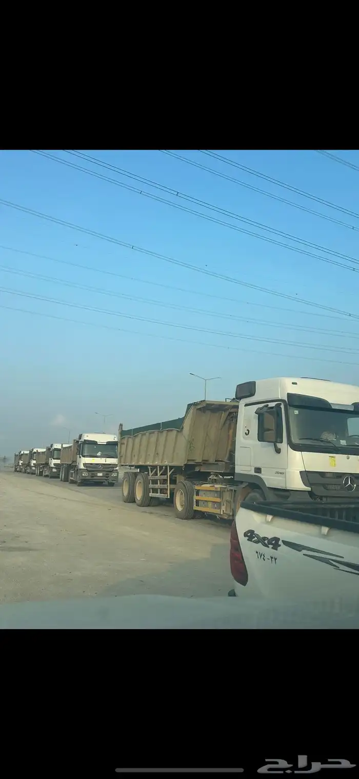 heavy equipment and Trucks jubail معدات ثقيلة 0