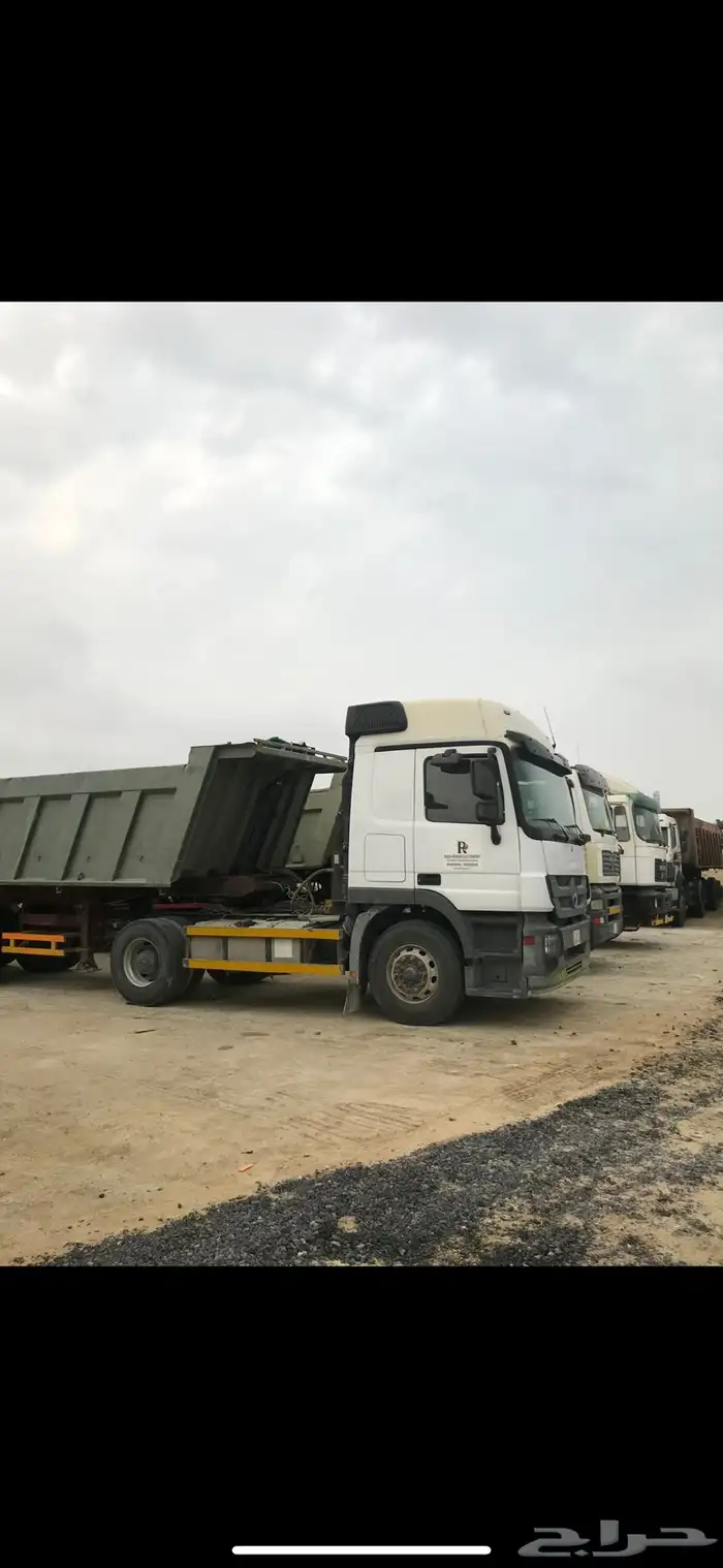 heavy equipment and Trucks jubail معدات ثقيلة 1