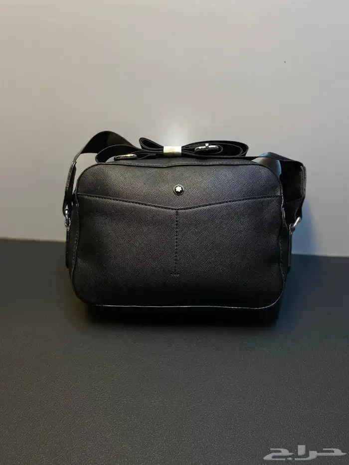 شنط يد رجاليه 21