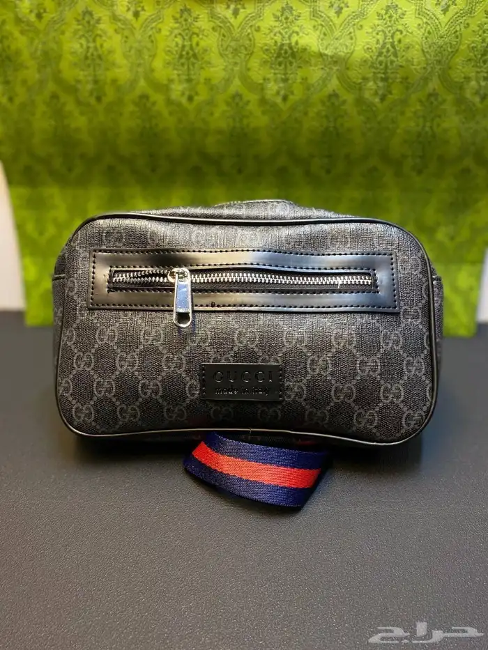 شنط يد رجاليه 17