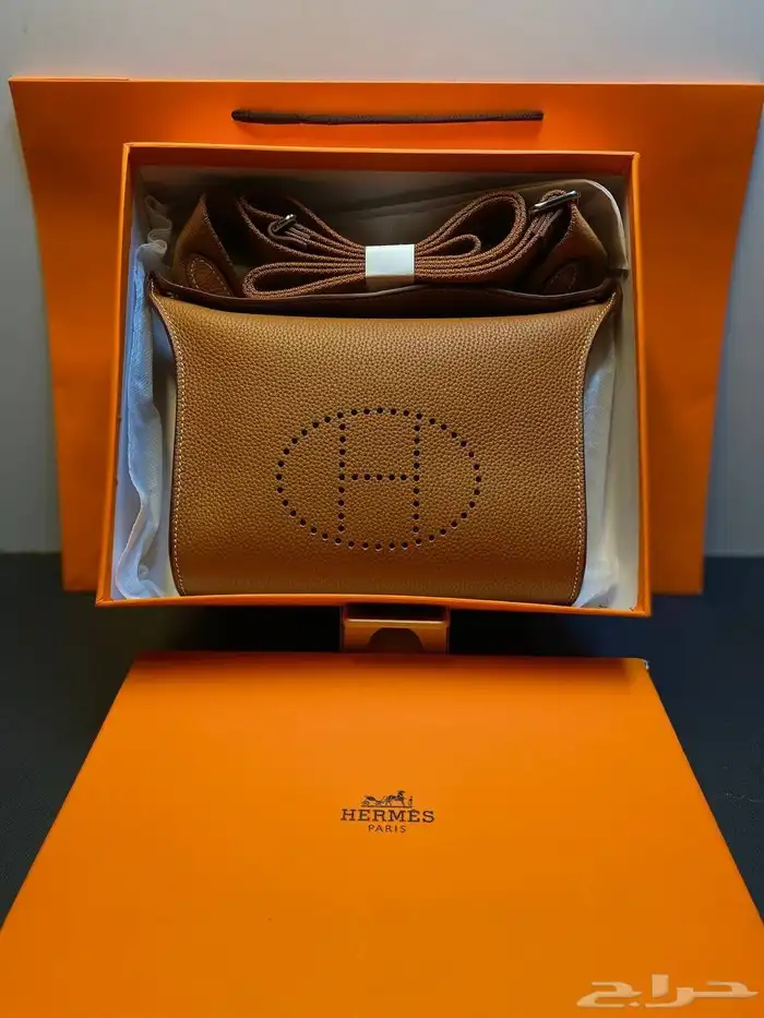 شنط يد رجاليه 3