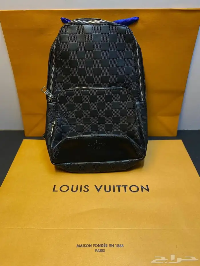 شنط يد رجاليه 28