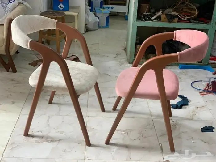 كراسي وطاولات 4