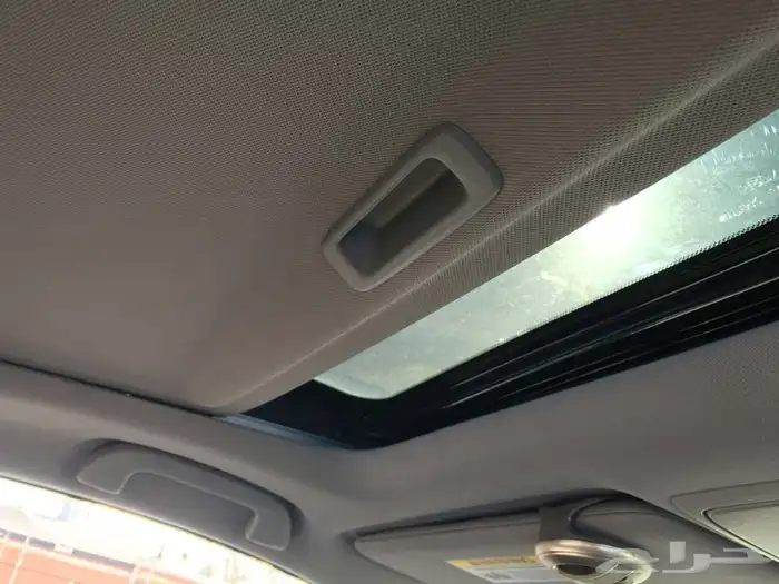 إصلاح وصيانة فتحات سقف السيارات 8