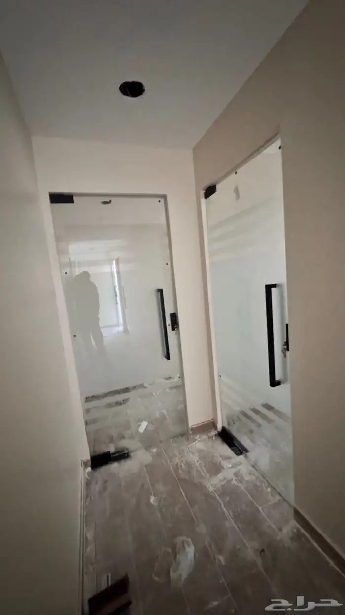 زجاج سيكوريت 20