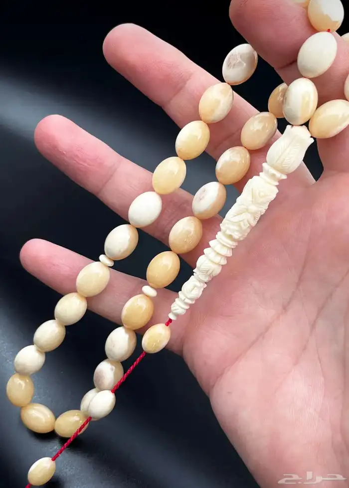 سبح وبخور ودهن عود وسديريات 13