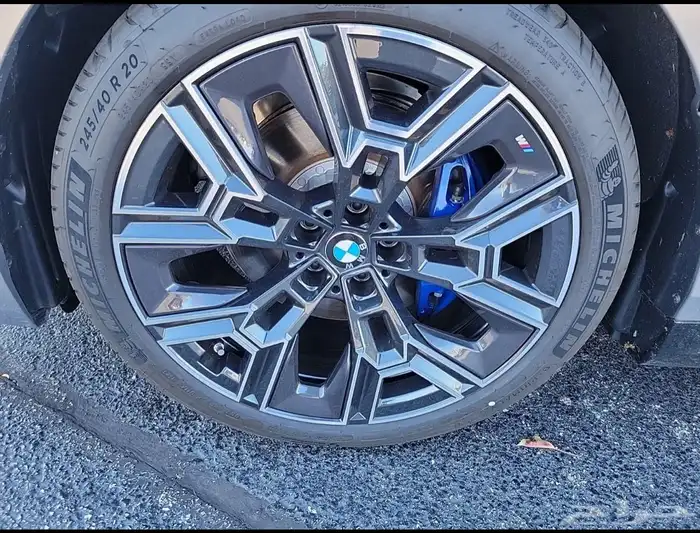 2024 BMW 530i xDrive kit M 12