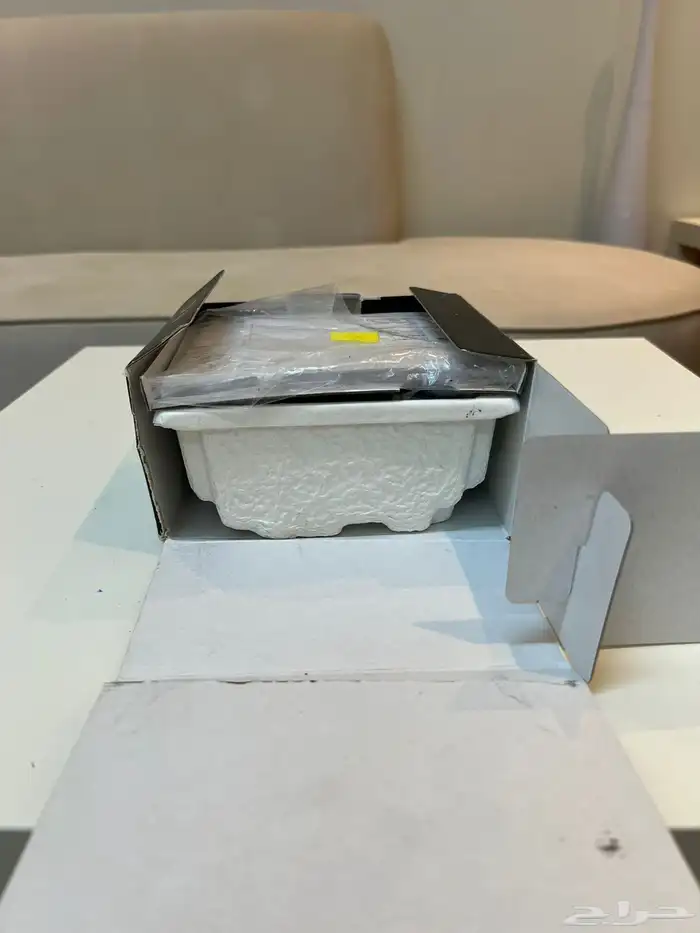 استاند شاحن من شركة ابل الاصلي 7