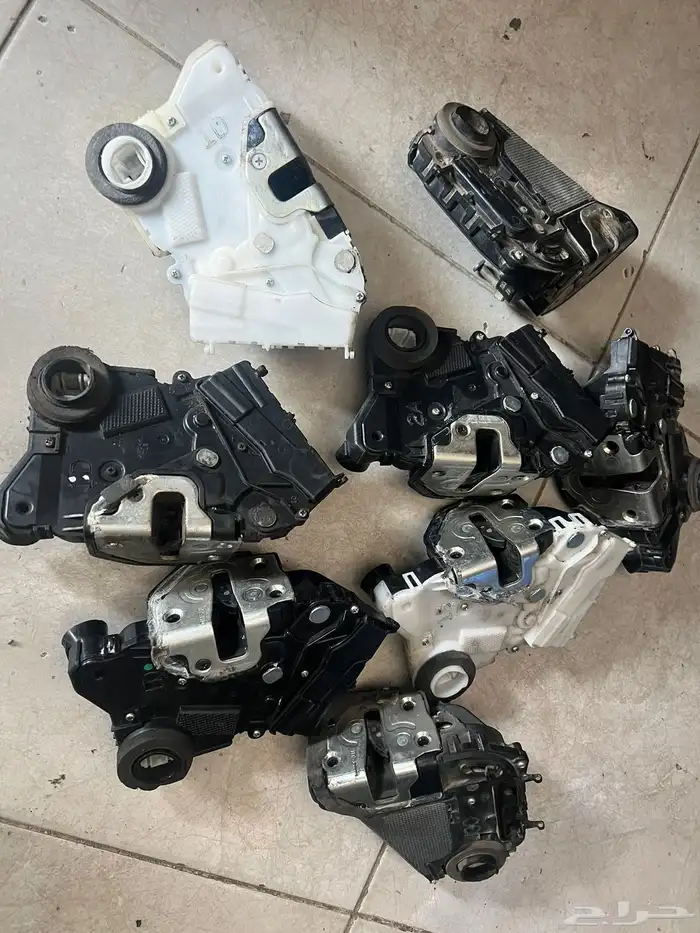 أقفال بيبان يارس 2010 1