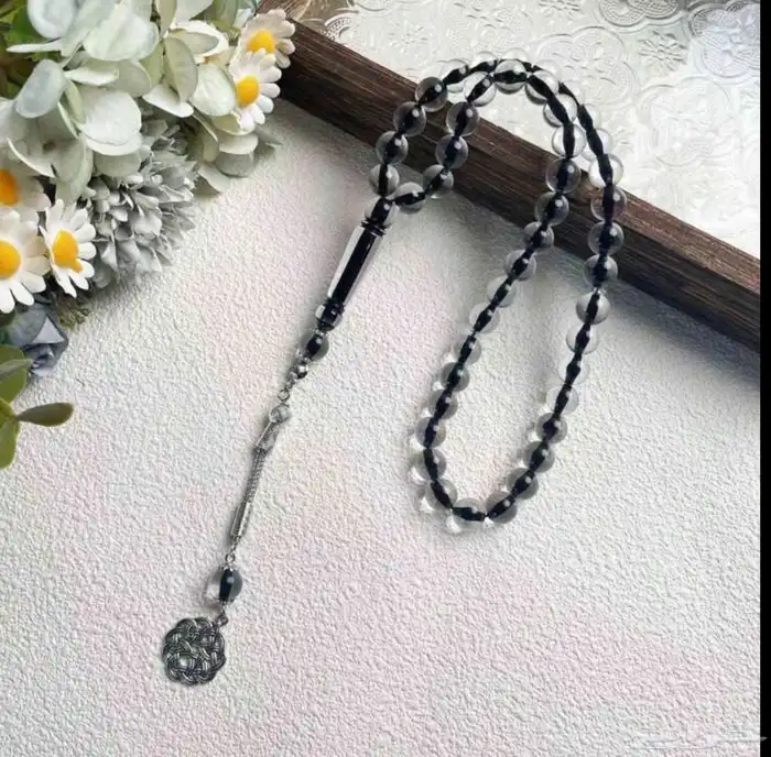سبح وبخور ودهن عود وسديريات 23