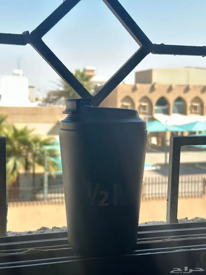 مق هاف مليون اللون الأسود  السعر على السوم يبدا  من 40 1