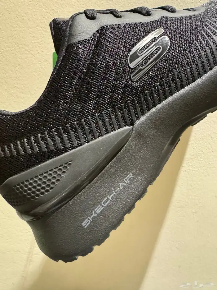 Skechers size 41  42  43 4