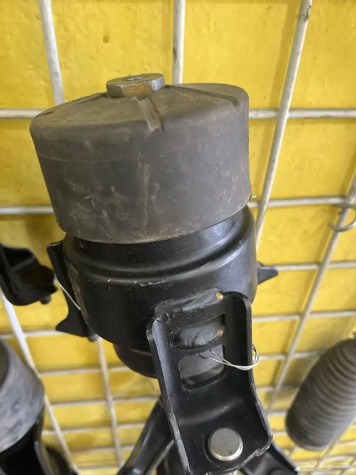 كراسي مكينه كامري وافالون ولكزس اصلي (يتوفر خدمه تابي) 1