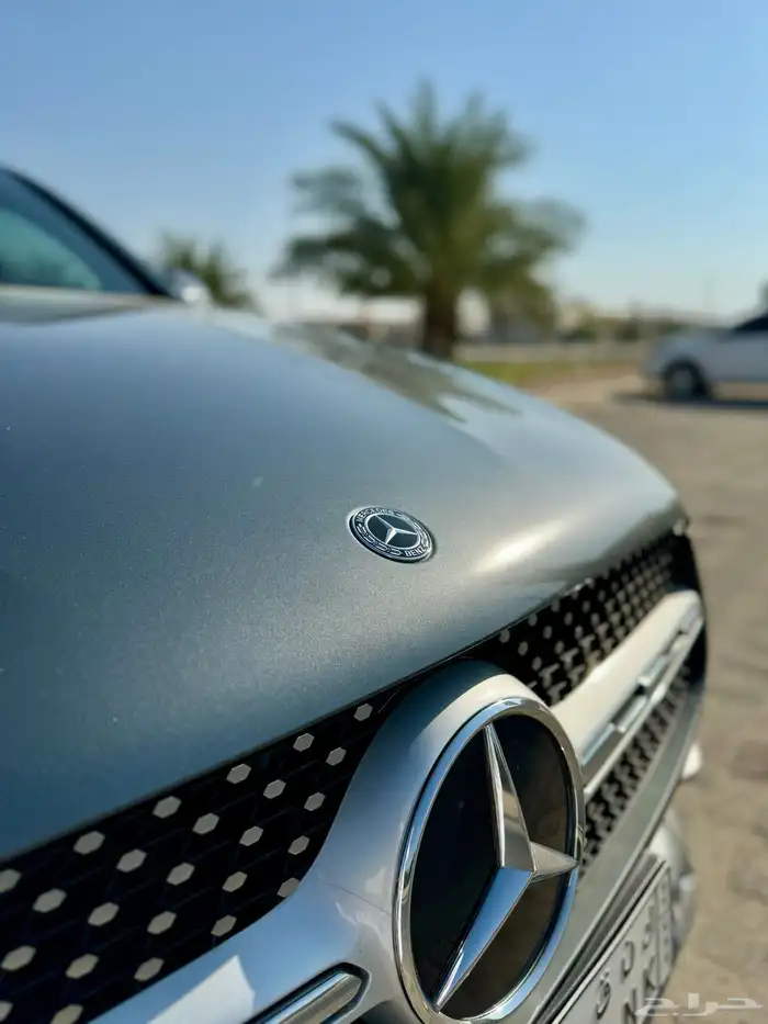للبيع مرسيدس GLC 200 كالجديد 0