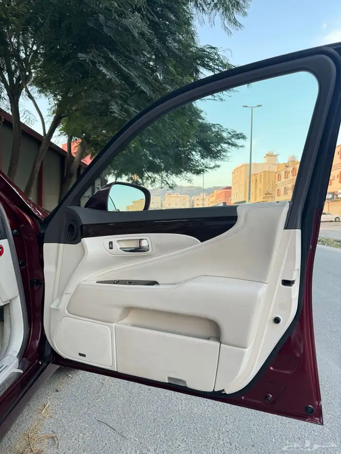 لكزس LS460L 2008 سعودي 11