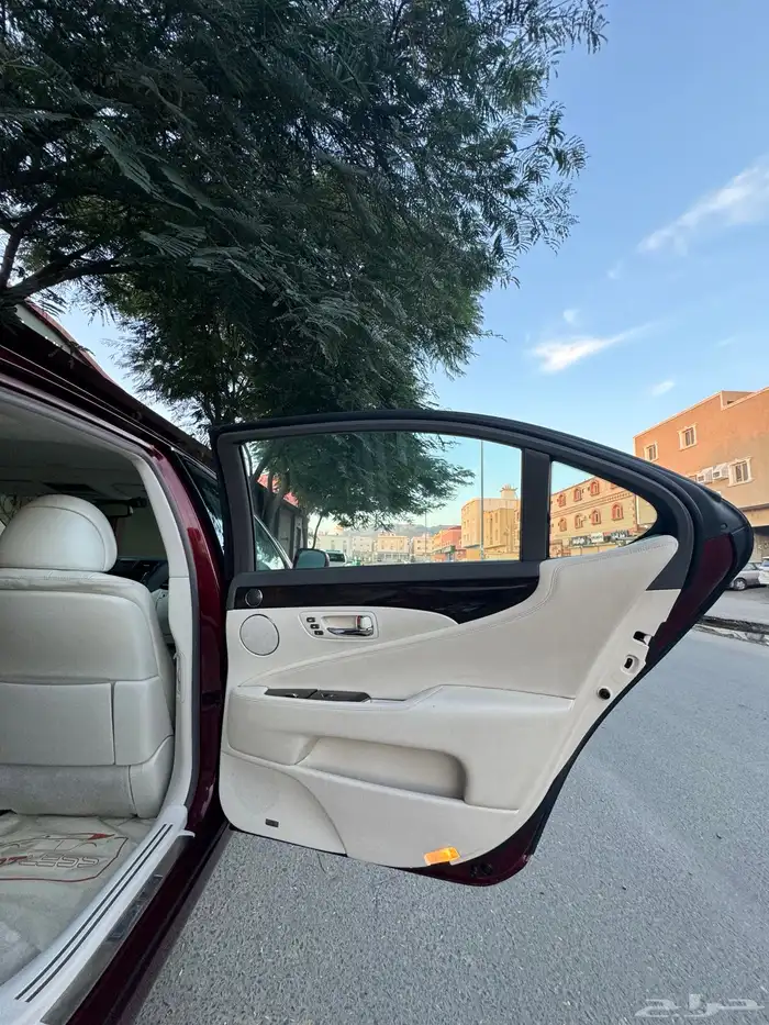 لكزس LS460L 2008 سعودي 18