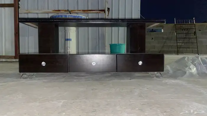 مكتبة تلفزيون شاشة نظيفة 2