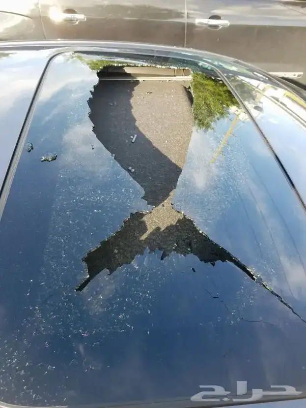 إصلاح وصيانة فتحات سقف السيارات 10