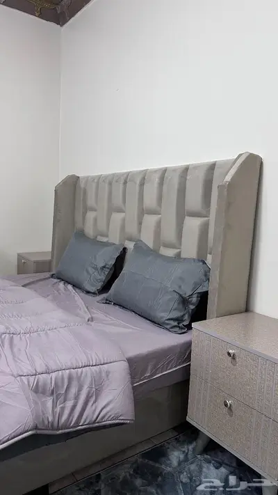 عمارة للايجار شرق الرياض مساحة 900 4