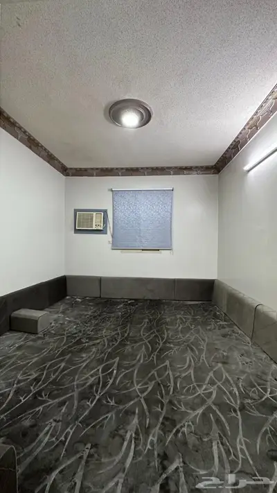 عمارة للايجار شرق الرياض مساحة 900 6