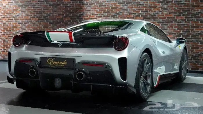 Ferrari 488 Pista Piloti 1 of 40 Limited-Edition 8