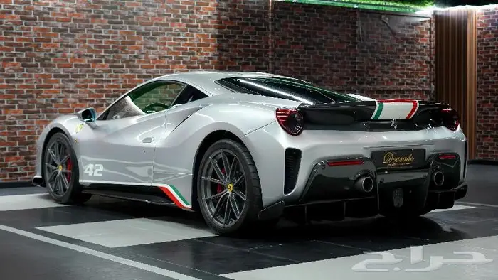 Ferrari 488 Pista Piloti 1 of 40 Limited-Edition 11