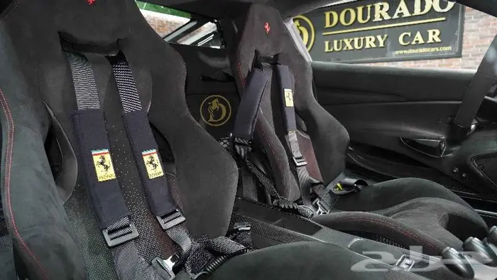 Ferrari 488 Pista Piloti 1 of 40 Limited-Edition 18
