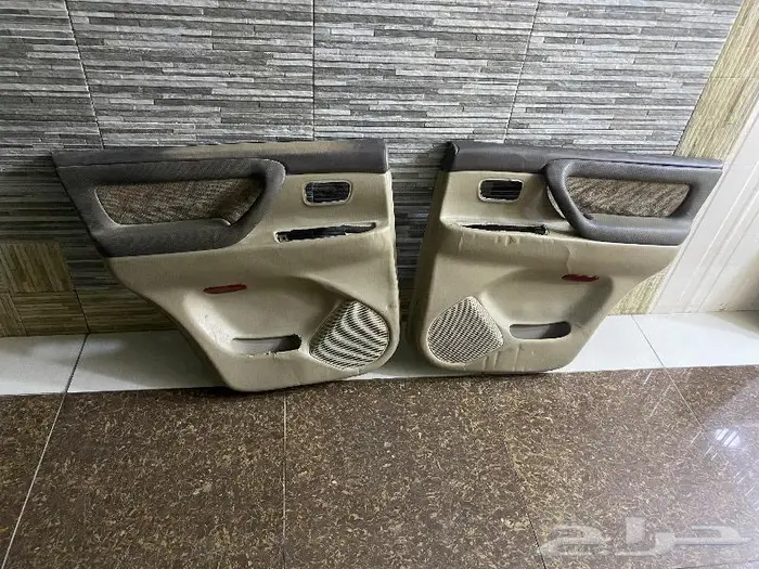 طوابق لاندكروزر 1