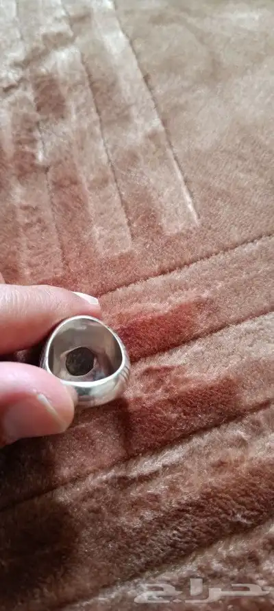 حاتم زمرد مرصع بفصوص والفص عقيق 1