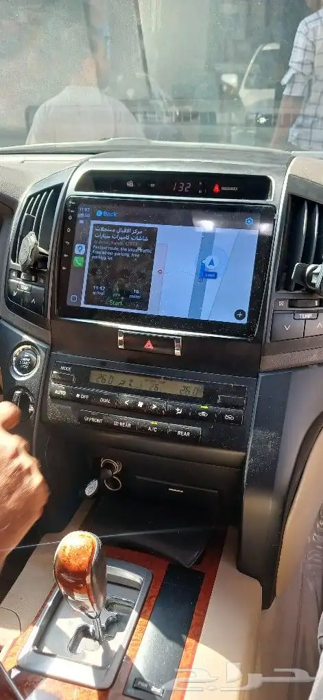 شاشه جيب لند كروزر 2015 3