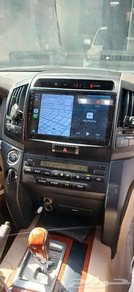 شاشه جيب لند كروزر 2015 4