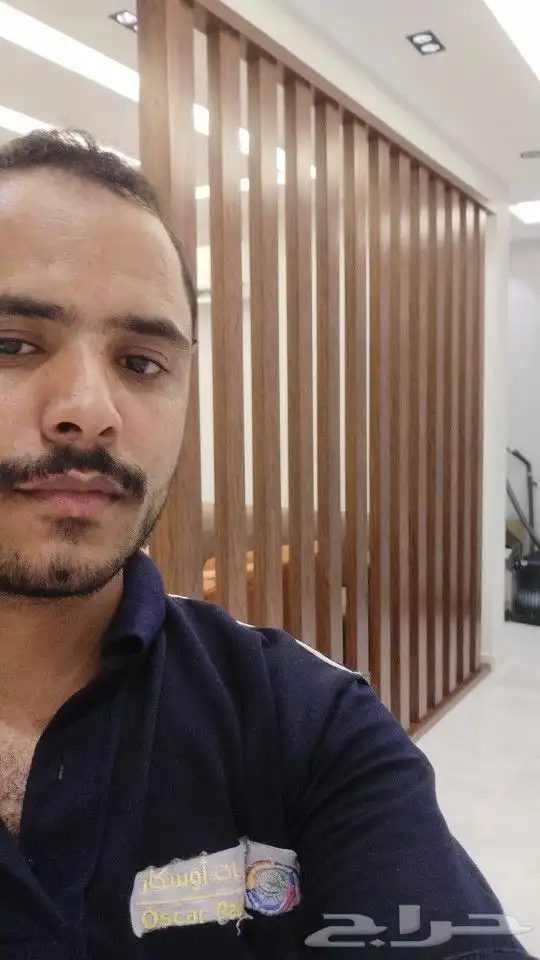 فاصل بارتشن خشبي . 1