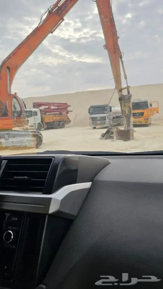 بوكلين حفار بوم طويل ذراع طويل دقاق وغراف 1