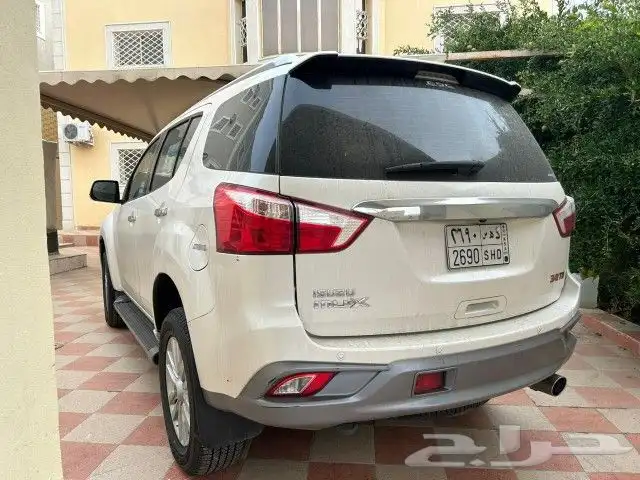جيب ايسوزو دبل موديل 2020 فل كامل عداد 64 ألف 3