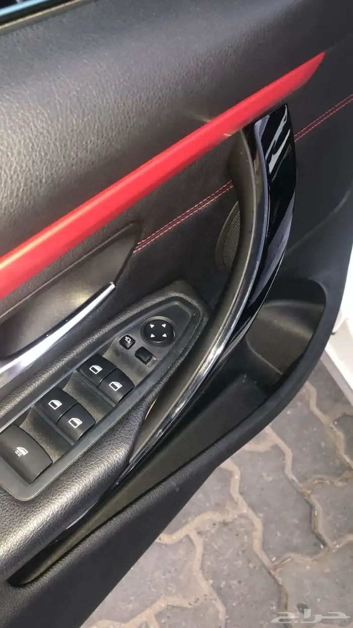 مسكات داخلية ابواب بي ام دبليو 1