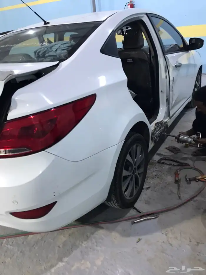 ورشة الفخامة لصيانة سيارتك بجودة عالية سمكرة وبوية وكهرباء 14