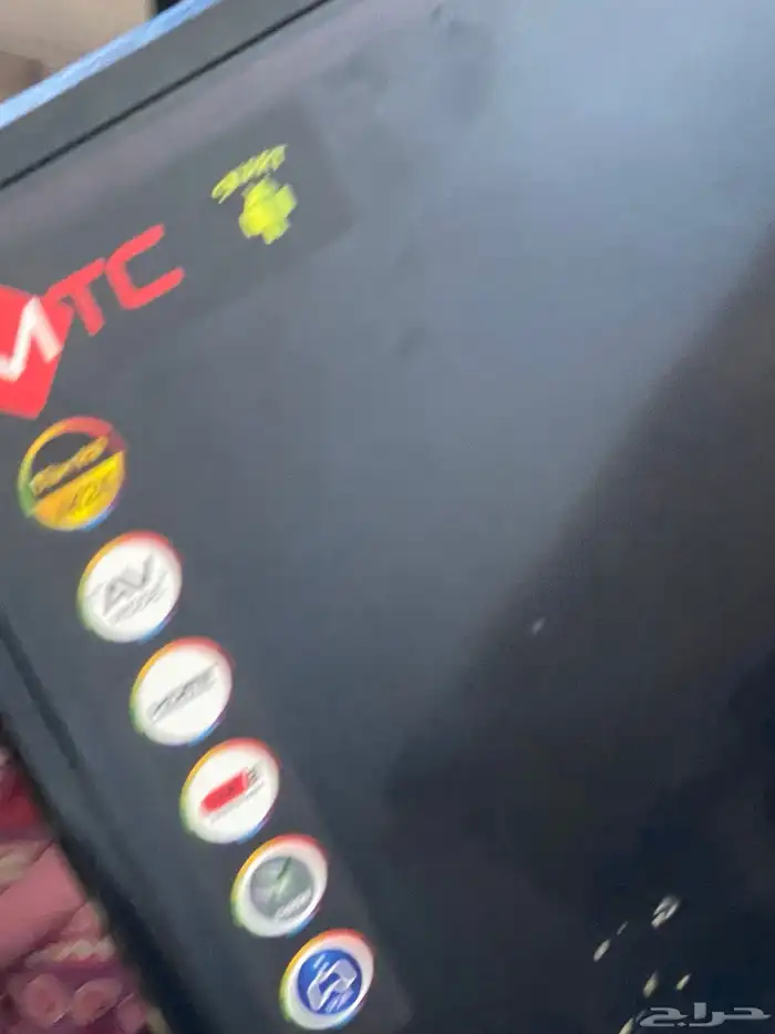 مساند بطرمه كما هو موضح للبيع مستعجل جدا مع شاشه مكسوره 2