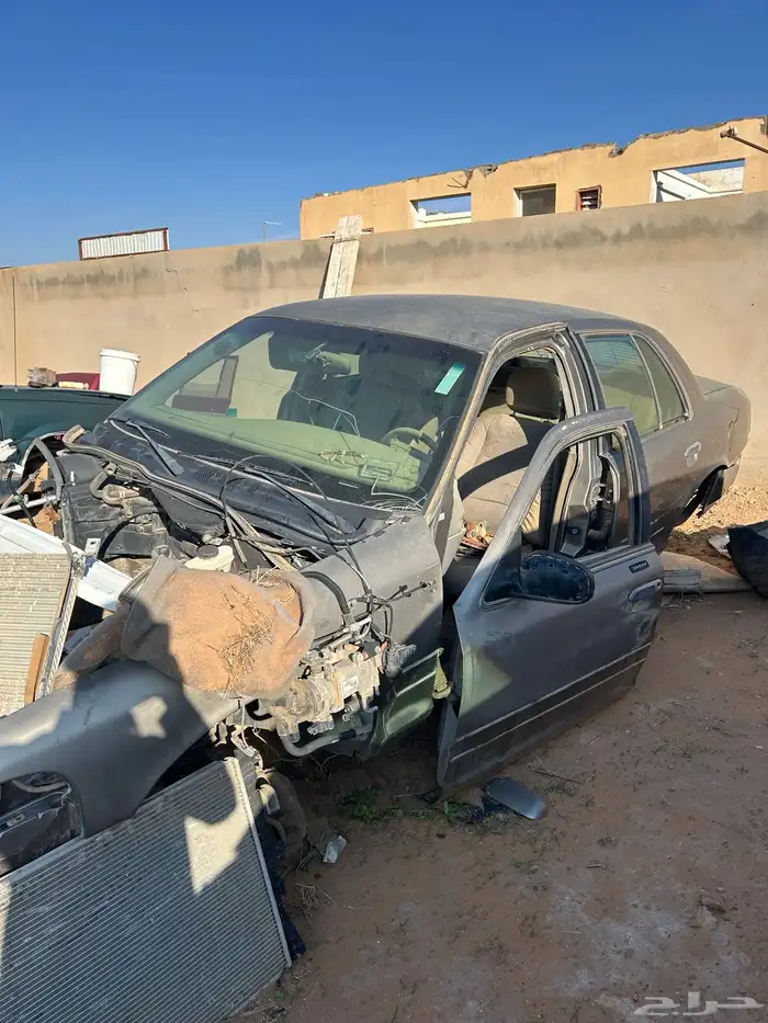 قطع غيار فورد و ماركيز مستعمل تشليح 4