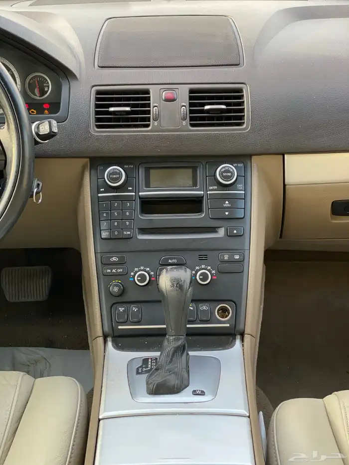 فولفو XC 90 28