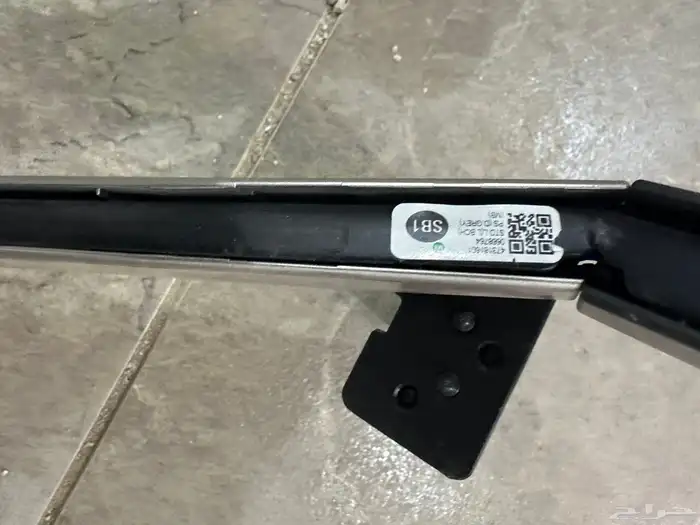 شاشه سوني يوجود معه ريموت اصلي 55 بوصه منكسره 1