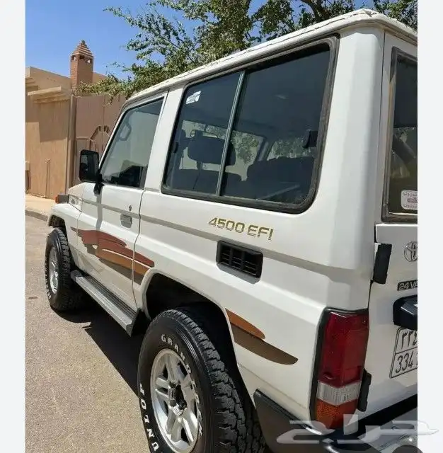 خط ربع توقيعه 2004 يوجد اصلي ويوجد صيني 0