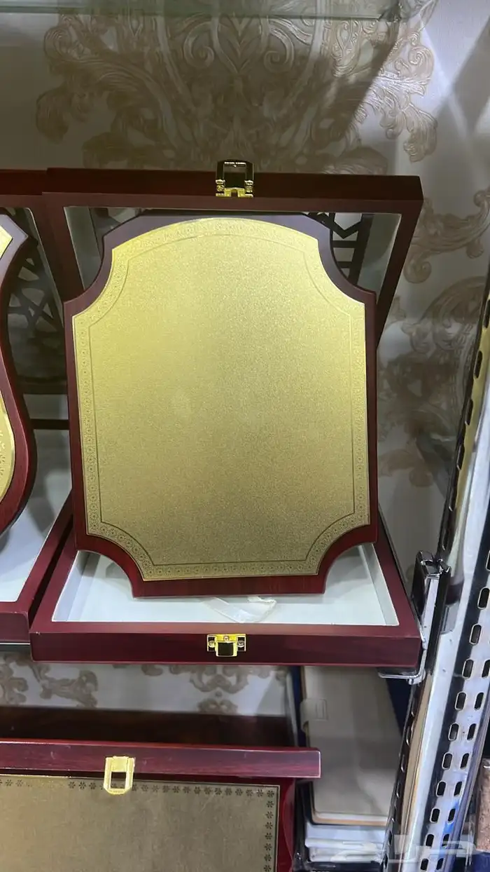 دروع تذكارية دروع هدايا دروع تكريم . 3