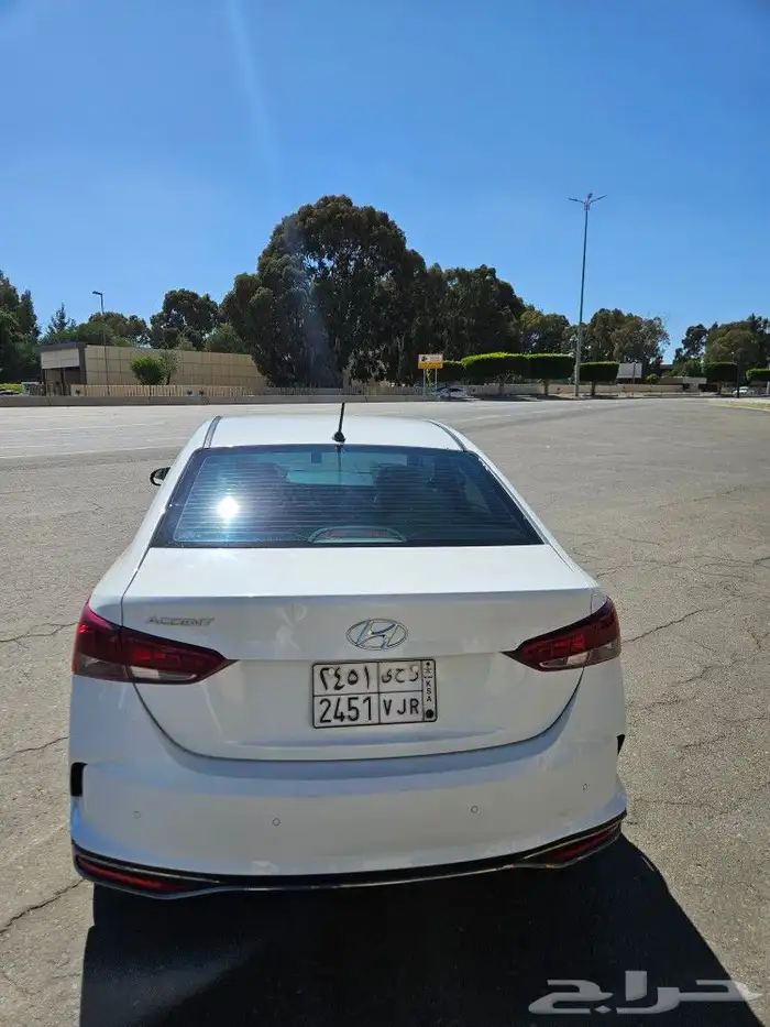 اكسنت 2023 السياره نضيفه وعلى الشرط قير مكينه ارباقات عضلات 4