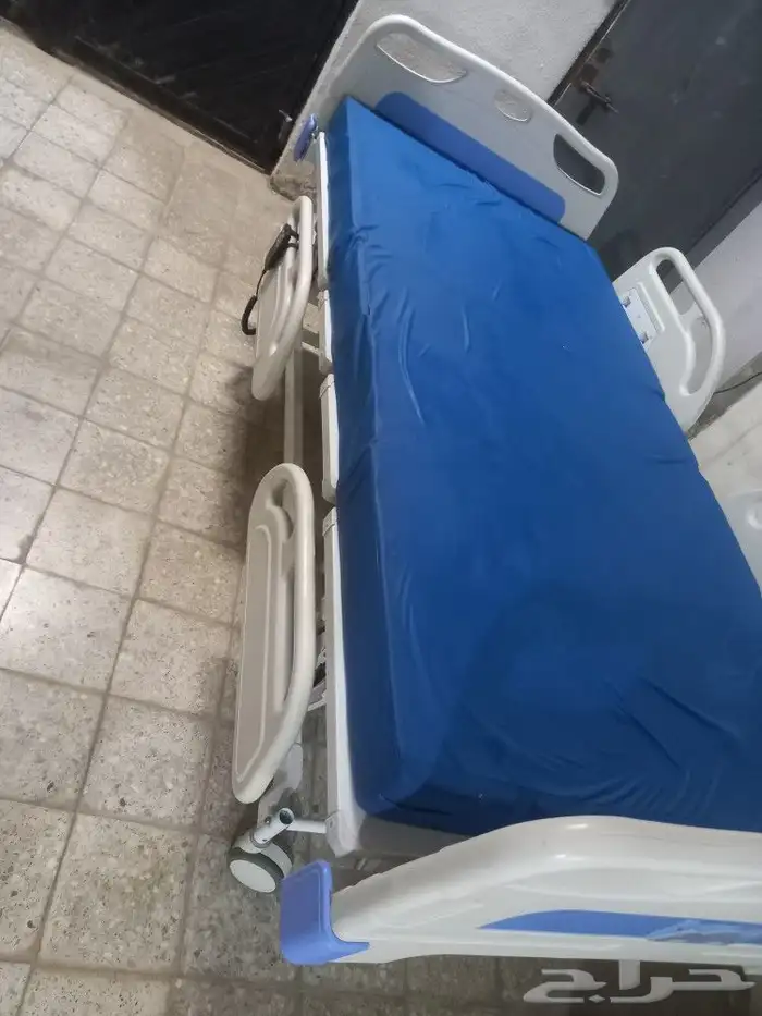 سرير طبي كهربائي عرض متر 2