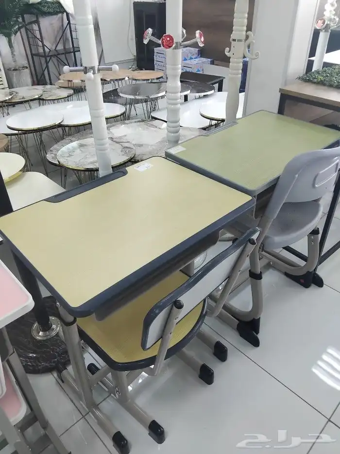 school chairs 2