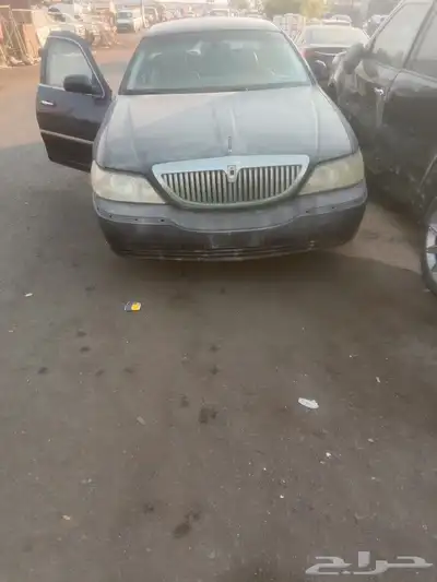 لينكون تاون كار 2003 بيع قطع غيار فقط تشليح الحمدانية جده 3