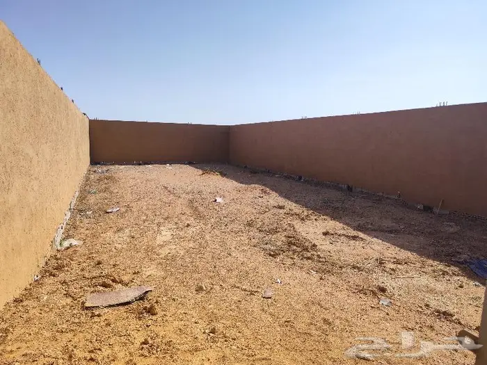 للإيجار ارض مسوره تراثي حي الخير 2