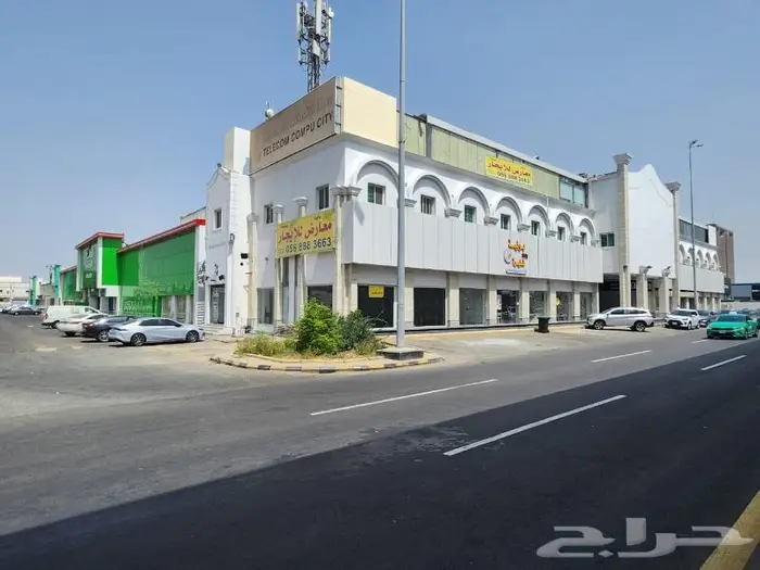 فرصة لاتعوض معارض ومكاتب للإيجار بجوار الصالة الاقتصادية 1